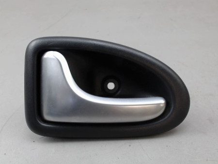 POIGNEE INTERIEURE PORTE ARRIERE GAUCHE RENAULT CLIO