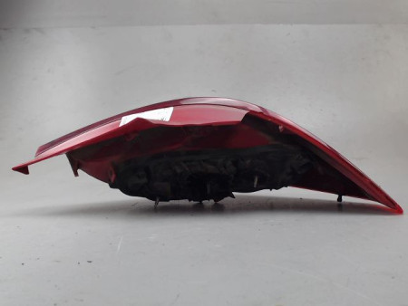 FEU ARRIERE GAUCHE  OPEL CORSA