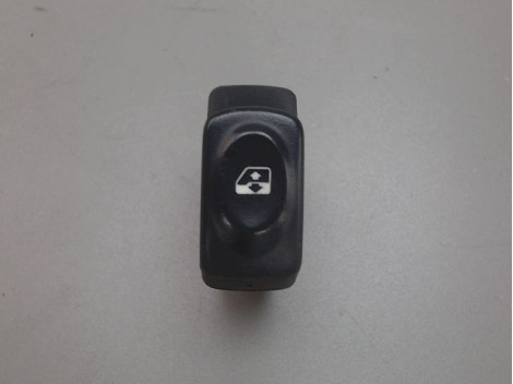 COMMANDE LEVE-GLACE PORTE AVG RENAULT CLIO