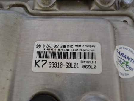 CALCULATEUR MOTEUR SUZUKI SWIFT