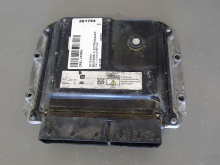CALCULATEUR MOTEUR OPEL ZAFIRA