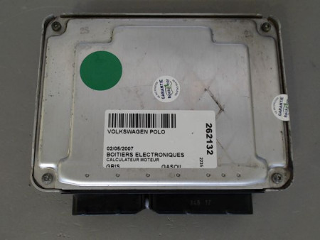 CALCULATEUR MOTEUR VOLKSWAGEN POLO