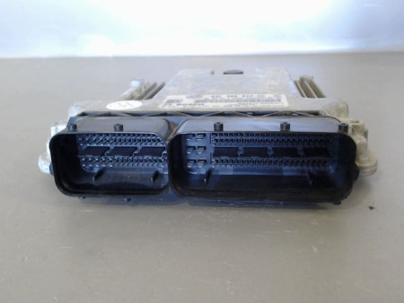 CALCULATEUR MOTEUR VOLKSWAGEN GOLF