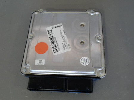 CALCULATEUR MOTEUR VOLKSWAGEN GOLF