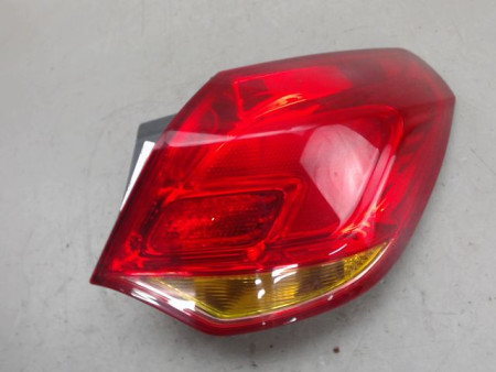 FEU ARRIERE DROIT OPEL ASTRA