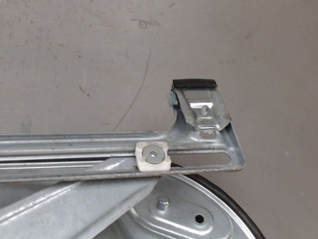 MECANISME LEVE-GLACE AVANT DROIT FORD KUGA