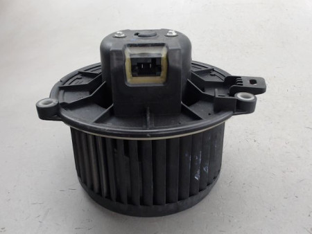 MOTEUR VENTILATEUR CHAUFFAGE IVECO 35S13