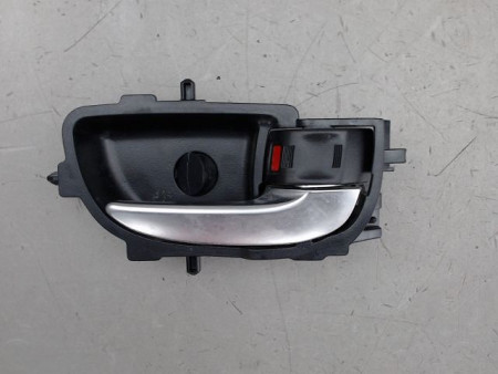 POIGNEE INTERIEURE PORTE ARRIERE DROIT TOYOTA YARIS