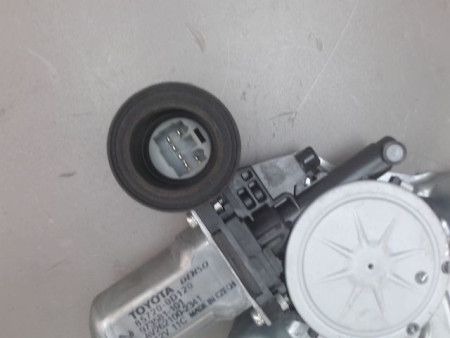 MECANISME LEVE-GLACE ARRIERE DROIT TOYOTA YARIS