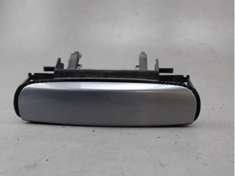 POIGNEE EXTERIEURE PORTE AVANT DROIT AUDI A4