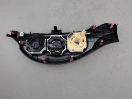COMMANDE DE CHAUFFAGE TOYOTA YARIS