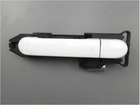 POIGNEE EXTERIEURE PORTE AVANT DROIT NISSAN MICRA 2005-2007