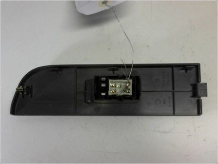 COMMANDE LEVE-GLACE PORTE AVD TOYOTA LANDCRUISER 90-96