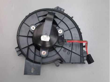 MOTEUR VENTILATEUR CHAUFFAGE OPEL CORSA