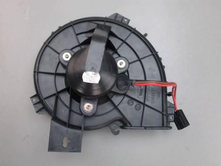 MOTEUR VENTILATEUR CHAUFFAGE OPEL CORSA