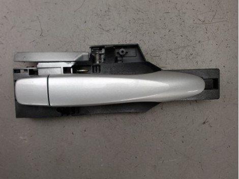 POIGNEE EXTERIEURE PORTE ARRIERE DROIT RENAULT KADJAR