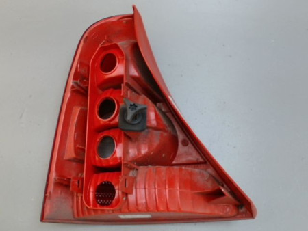 FEU ARRIERE DROIT RENAULT CLIO