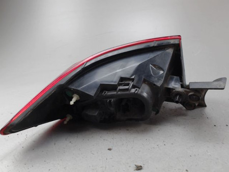 FEU ARRIERE DROIT RENAULT CLIO