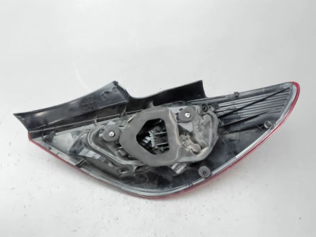 FEU ARRIERE GAUCHE  OPEL CORSA