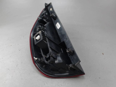 FEU ARRIERE DROIT RENAULT MEGANE