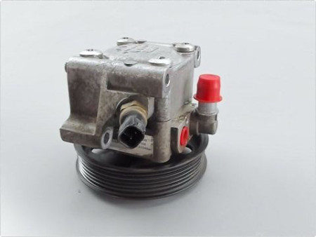 POMPE DIRECTION ASSISTEE FORD FOCUS