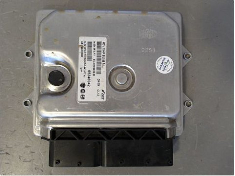 CALCULATEUR MOTEUR PEUGEOT BIPPER