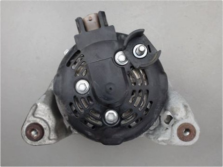 ALTERNATEUR OPEL CORSA