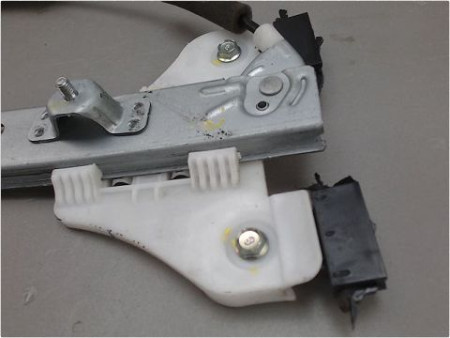 MECANISME LEVE-GLACE ARRIERE DROIT HYUNDAI I20