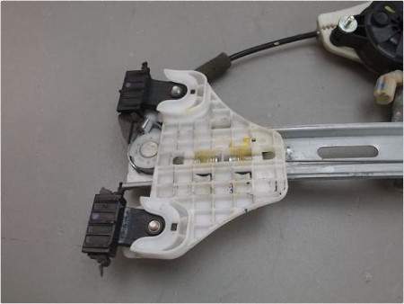 MECANISME LEVE-GLACE ARRIERE DROIT HYUNDAI I20