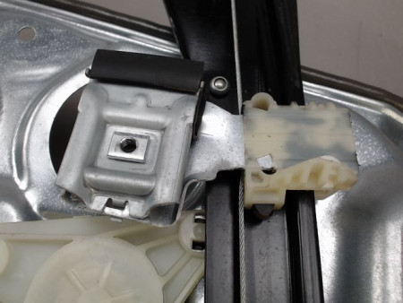 MECANISME LEVE-GLACE AVANT DROIT VOLKSWAGEN POLO