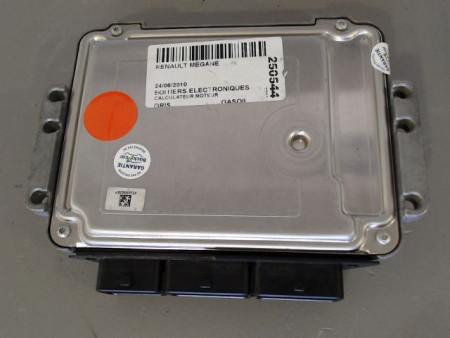 CALCULATEUR MOTEUR RENAULT MEGANE