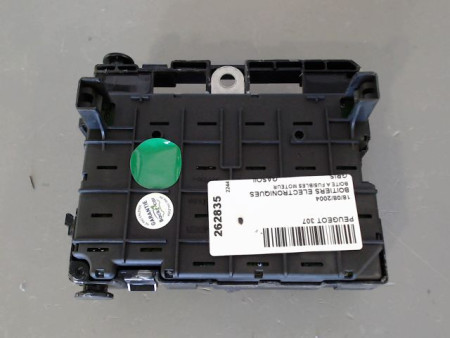 BOITE A FUSIBLES PEUGEOT 307