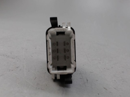 COMMANDE LEVE-GLACE PORTE AVD RENAULT CLIO
