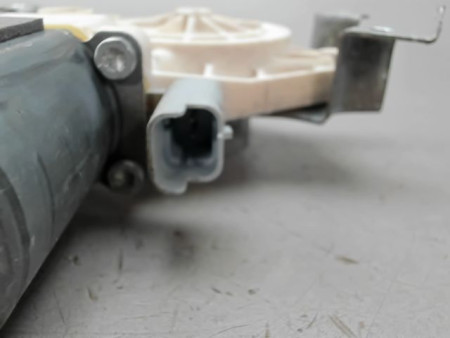 MECANISME LEVE-GLACE AVANT DROIT NISSAN MICRA