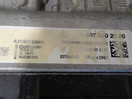 CALCULATEUR MOTEUR MERCEDES CLASSE B