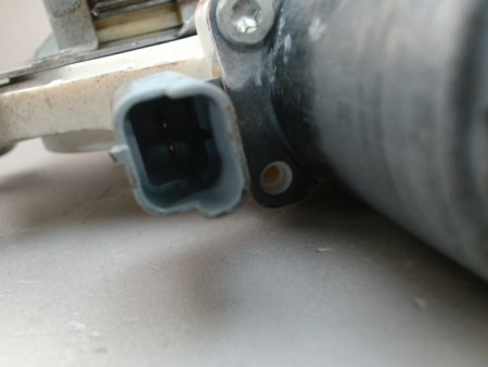 MECANISME LEVE-GLACE AVANT DROIT NISSAN MICRA