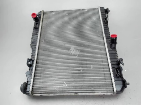 RADIATEUR FORD FIESTA