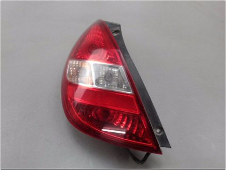 FEU ARRIERE GAUCHE  HYUNDAI I 20 09-12
