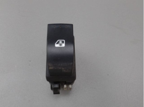 COMMANDE LEVE-GLACE PORTE AVD RENAULT CLIO