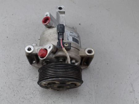 COMPRESSEUR AIR CONDITIONNE DACIA SANDERO