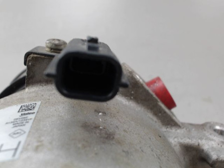 COMPRESSEUR AIR CONDITIONNE DACIA SANDERO