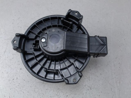 MOTEUR VENTILATEUR CHAUFFAGE TOYOTA YARIS