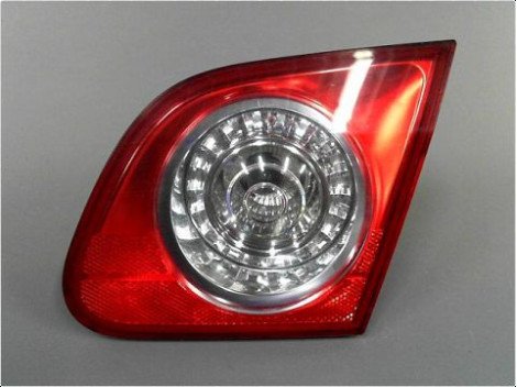FEU ARRIERE INTERIEUR DROIT VOLKSWAGEN PASSAT 05-10