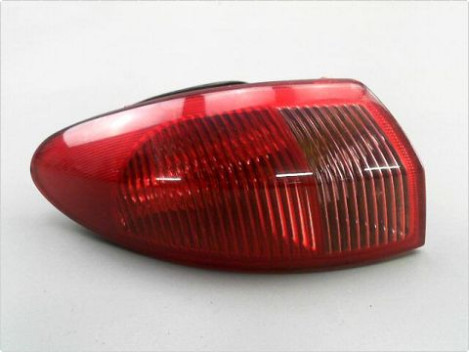 FEU ARRIERE GAUCHE  ALFA ROMEO 147 04-10