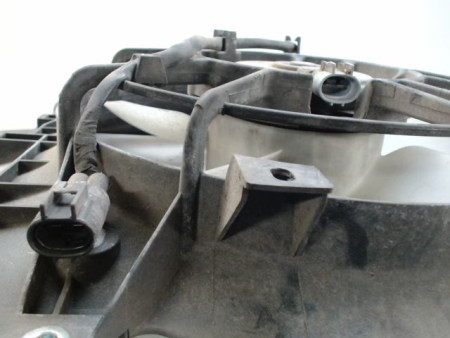 MOTEUR VENTILATEUR RADIATEUR TOYOTA AVENSIS