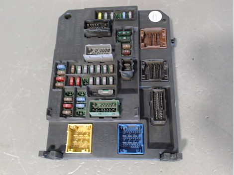 BOITIER GESTION HABITACLE CITROEN C4 II 10-15