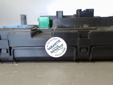 BOITIER GESTION HABITACLE PEUGEOT 208 12-15