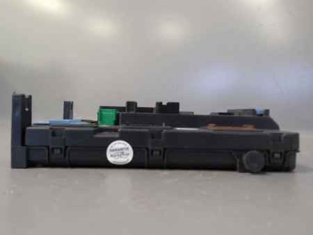 BOITIER GESTION HABITACLE PEUGEOT 208 12-15