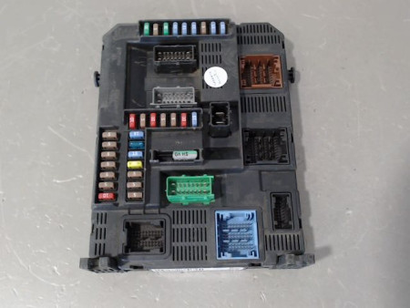 BOITIER GESTION HABITACLE PEUGEOT 308 II 13-17