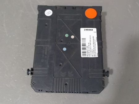 BOITIER GESTION HABITACLE PEUGEOT 208 12-15